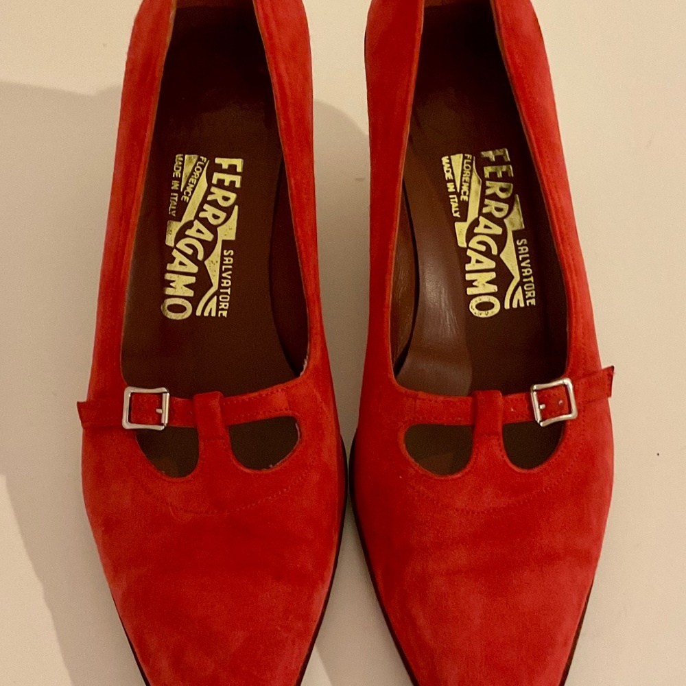 Ferragamo Red Pumps